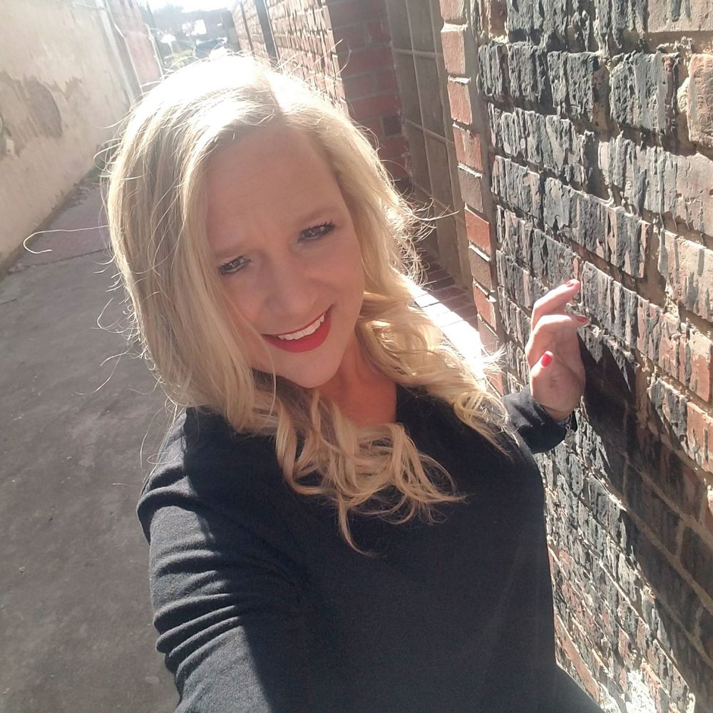 Meet your Posher, Lynn